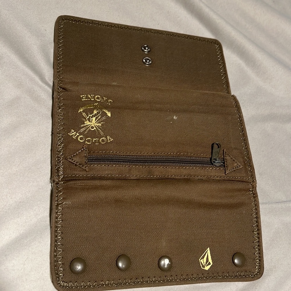 Volcom Wallet - Picture 5 of 7